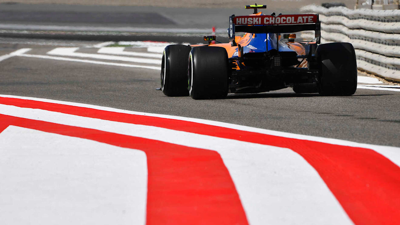 BAHRAIN INTERNATIONAL CIRCUIT, BAHRAIN - MARCH 29: Lando Norris, McLaren MCL34 during the Bahrain GP at Bahrain International Circuit on March 29, 2019 in Bahrain International Circuit, Bahrain. (Photo by Mark Sutton / Sutton Images)