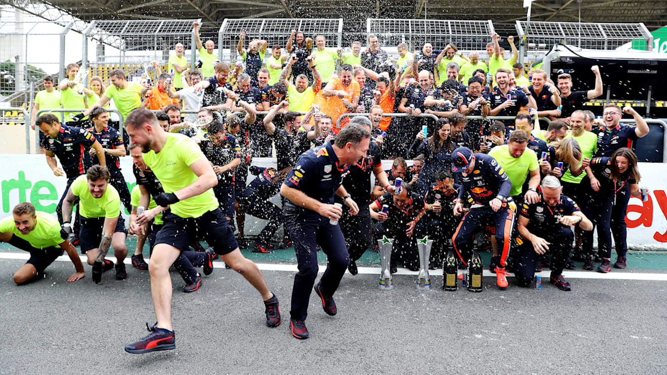 SAO PAULO, BRAZIL - NOVEMBER 17: Race winner Max Verstappen of Netherlands and Red Bull Racing and his team celebrate after the F1 Grand Prix of Brazil at Autodromo Jose Carlos Pace on November 17, 2019 in Sao Paulo, Brazil. (Photo by Mark Thompson/Getty Images)