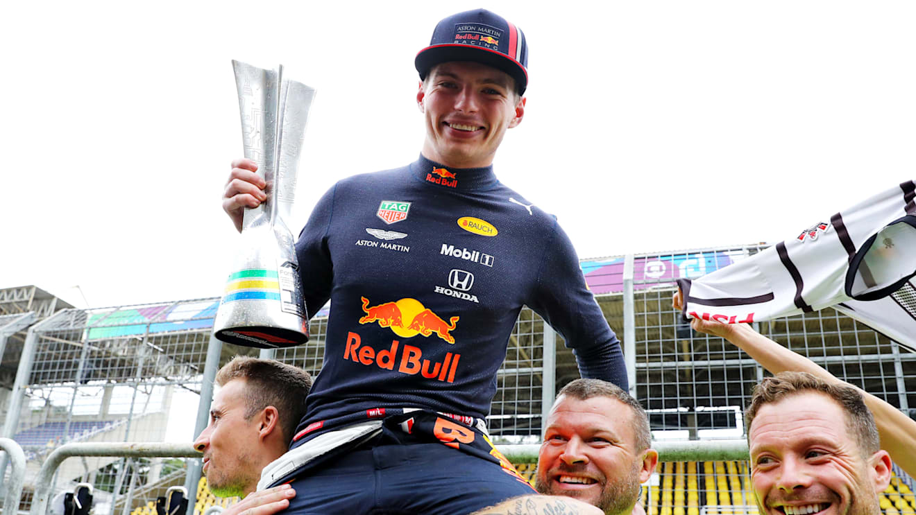 SAO PAULO, BRAZIL - NOVEMBER 17: Race winner Max Verstappen of Netherlands and Red Bull Racing and his team celebrate after the F1 Grand Prix of Brazil at Autodromo Jose Carlos Pace on November 17, 2019 in Sao Paulo, Brazil. (Photo by Mark Thompson/Getty Images)