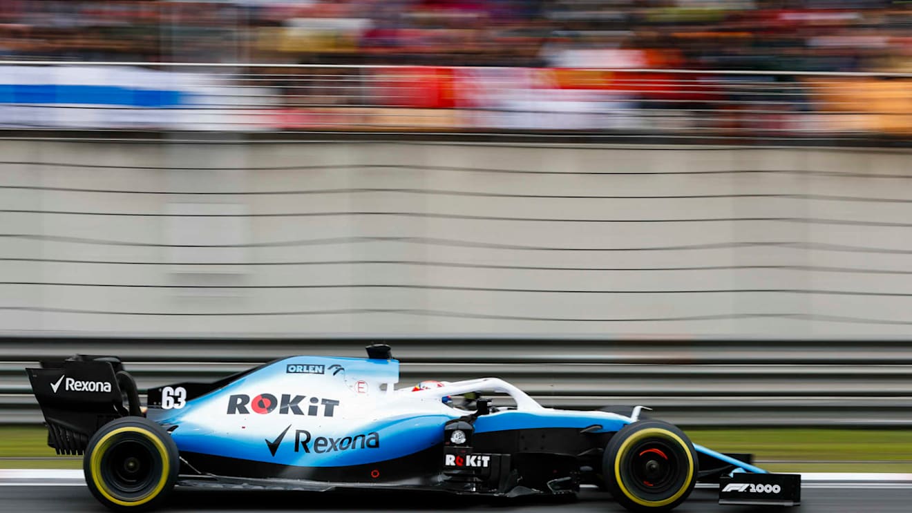 SHANGHAI INTERNATIONAL CIRCUIT, CHINA - APRIL 14: George Russell, Williams Racing FW42 during the Chinese GP at Shanghai International Circuit on April 14, 2019 in Shanghai International Circuit, China. (Photo by Glenn Dunbar / LAT Images)