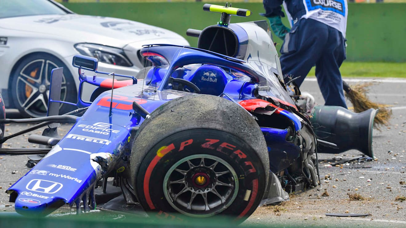 SHANGHAI INTERNATIONAL CIRCUIT, CHINA - APRIL 13: The damaged car of Alexander Albon, Toro Rosso STR14, after his crash towards the end of practice 3 during the Chinese GP at Shanghai International Circuit on April 13, 2019 in Shanghai International Circuit, China. (Photo by Jerry Andre / Sutton Images)