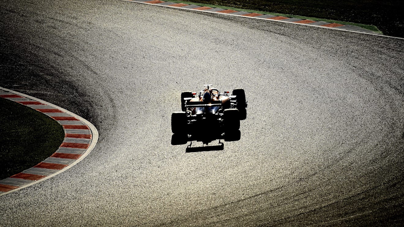 SUZUKA, JAPAN - OCTOBER 13: Carlos Sainz of Spain driving the (55) McLaren F1 Team MCL34 Renault on track during the F1 Grand Prix of Japan at Suzuka Circuit on October 13, 2019 in Suzuka, Japan. (Photo by Clive Mason/Getty Images)