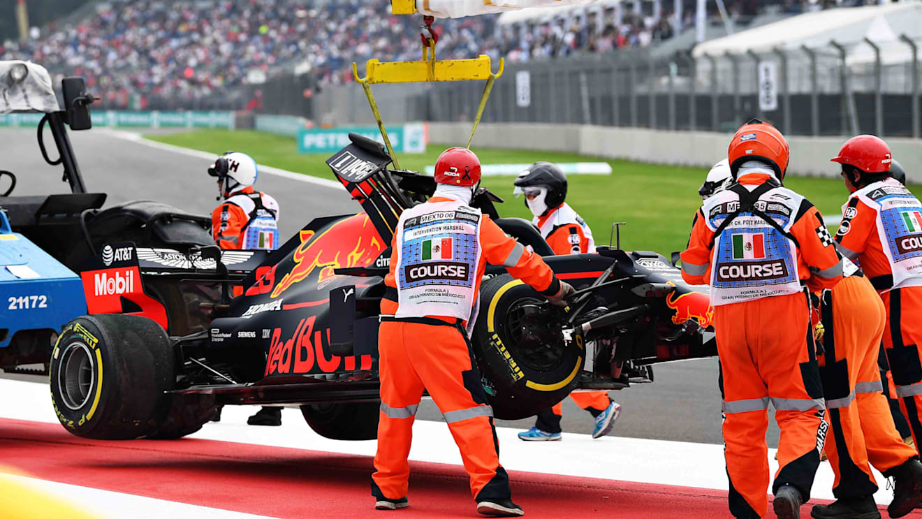 MEXICO CITY, MEXICO - OCTOBER 25: The car of Alexander Albon of Thailand and Red Bull Racing is removed from the circuit after he crashed during practice for the F1 Grand Prix of Mexico at Autodromo Hermanos Rodriguez on October 25, 2019 in Mexico City, Mexico. (Photo by Clive Mason/Getty Images)