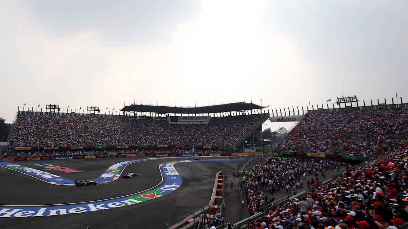 MEXICO CITY, MEXICO - OCTOBER 27: Sergio Perez of Mexico driving the (11) Racing Point RP19 Mercedes leads Daniel Ricciardo of Australia driving the (3) Renault Sport Formula One Team RS19 on track during the F1 Grand Prix of Mexico at Autodromo Hermanos Rodriguez on October 27, 2019 in Mexico City, Mexico. (Photo by Charles Coates/Getty Images)