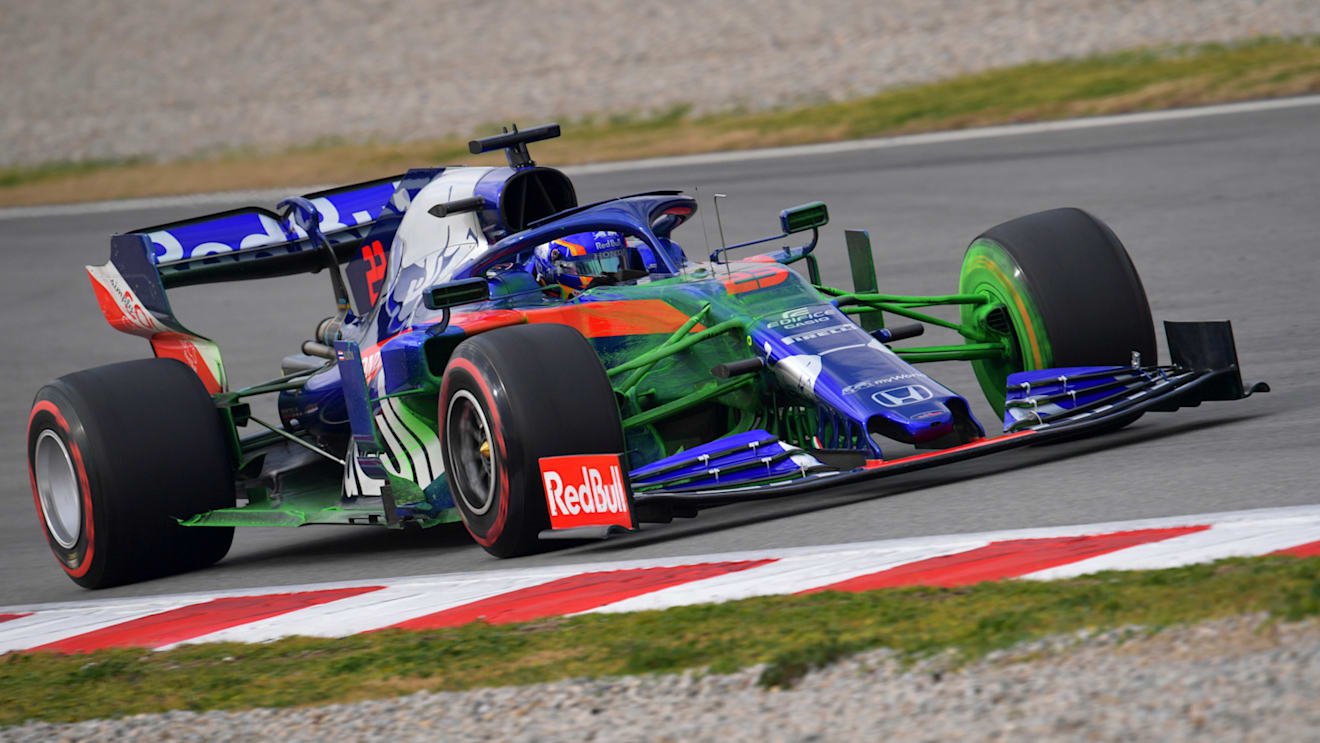 CIRCUIT DE BARCELONA-CATALUNYA, SPAIN - FEBRUARY 19: Alex Albon, Scuderia Toro Rosso STR14 with aero paint during the Barcelona February testing at Circuit de Barcelona-Catalunya on February 19, 2019 in Circuit de Barcelona-Catalunya, Spain. (Photo by Jerry Andre / Sutton Images)