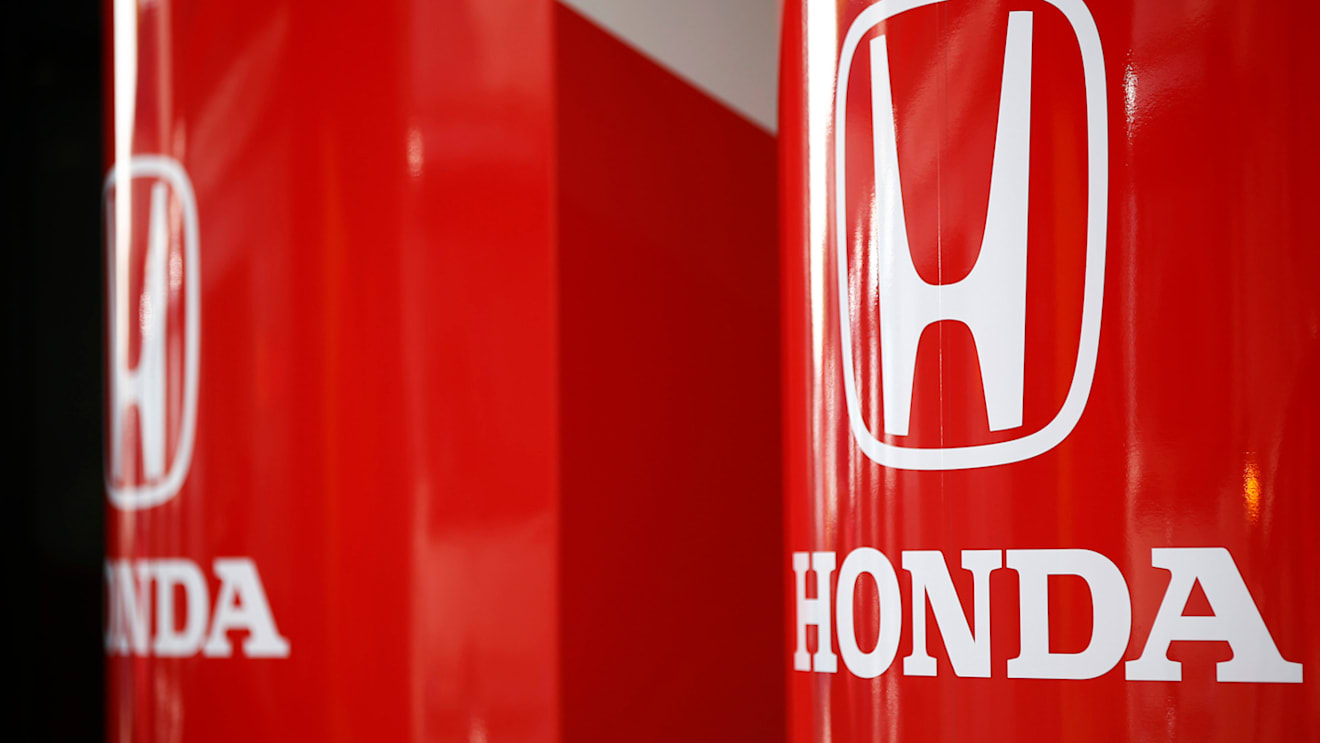 CIRCUIT DE BARCELONA-CATALUNYA, SPAIN - FEBRUARY 19: Honda trucks during the Barcelona February testing at Circuit de Barcelona-Catalunya on February 19, 2019 in Circuit de Barcelona-Catalunya, Spain. (Photo by Andy Hone / LAT Images)