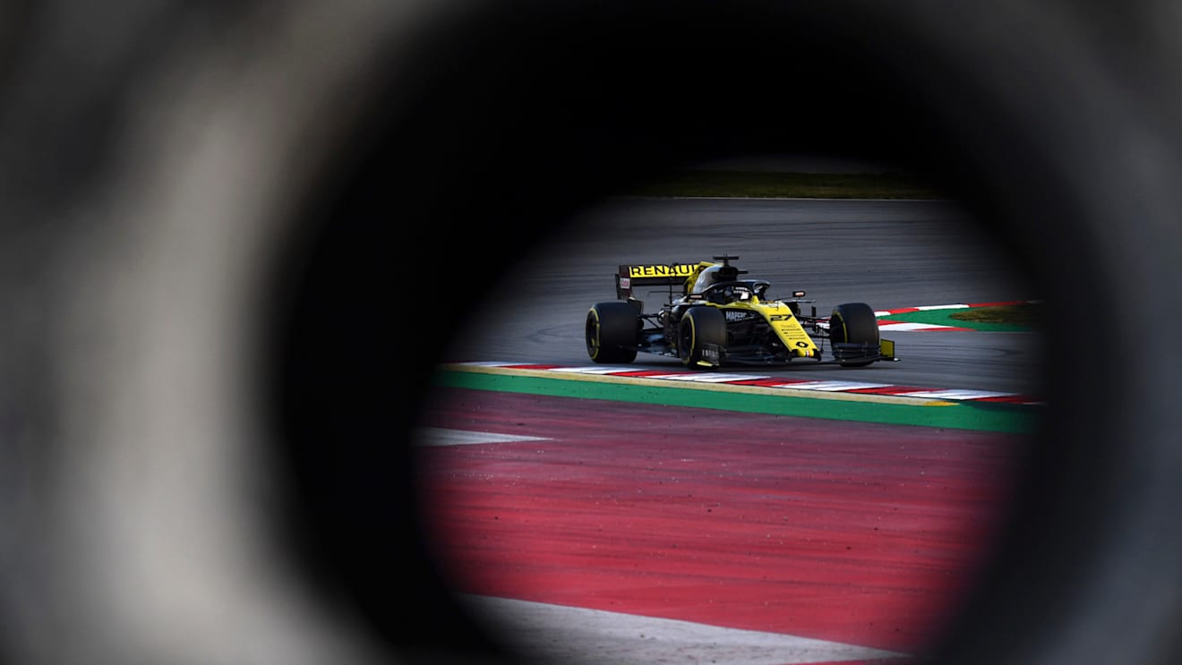 CIRCUIT DE BARCELONA-CATALUNYA, SPAIN - FEBRUARY 19: Nico Hulkenberg, Renault Sport F1 Team R.S. 19 during the Barcelona February testing at Circuit de Barcelona-Catalunya on February 19, 2019 in Circuit de Barcelona-Catalunya, Spain. (Photo by Mark Sutton / Sutton Images)
