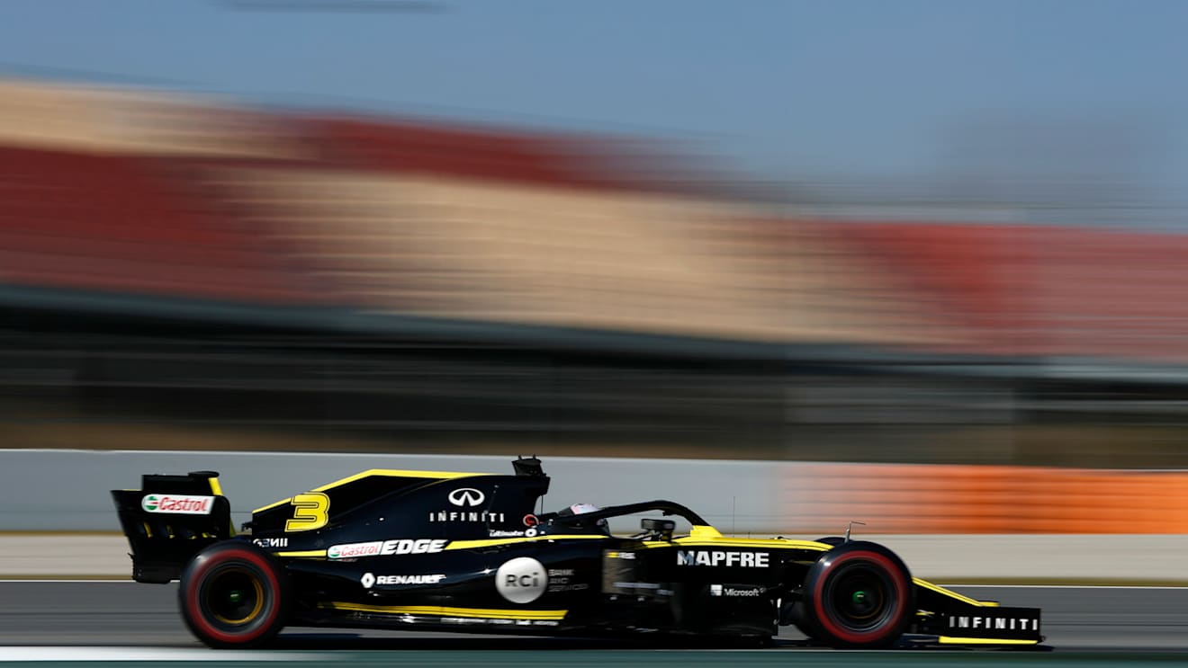CIRCUIT DE BARCELONA-CATALUNYA, SPAIN - MARCH 01: Daniel Ricciardo, Renault F1 Team R.S. 19 during the Barcelona February testing II at Circuit de Barcelona-Catalunya on March 01, 2019 in Circuit de Barcelona-Catalunya, Spain. (Photo by Glenn Dunbar / LAT Images)