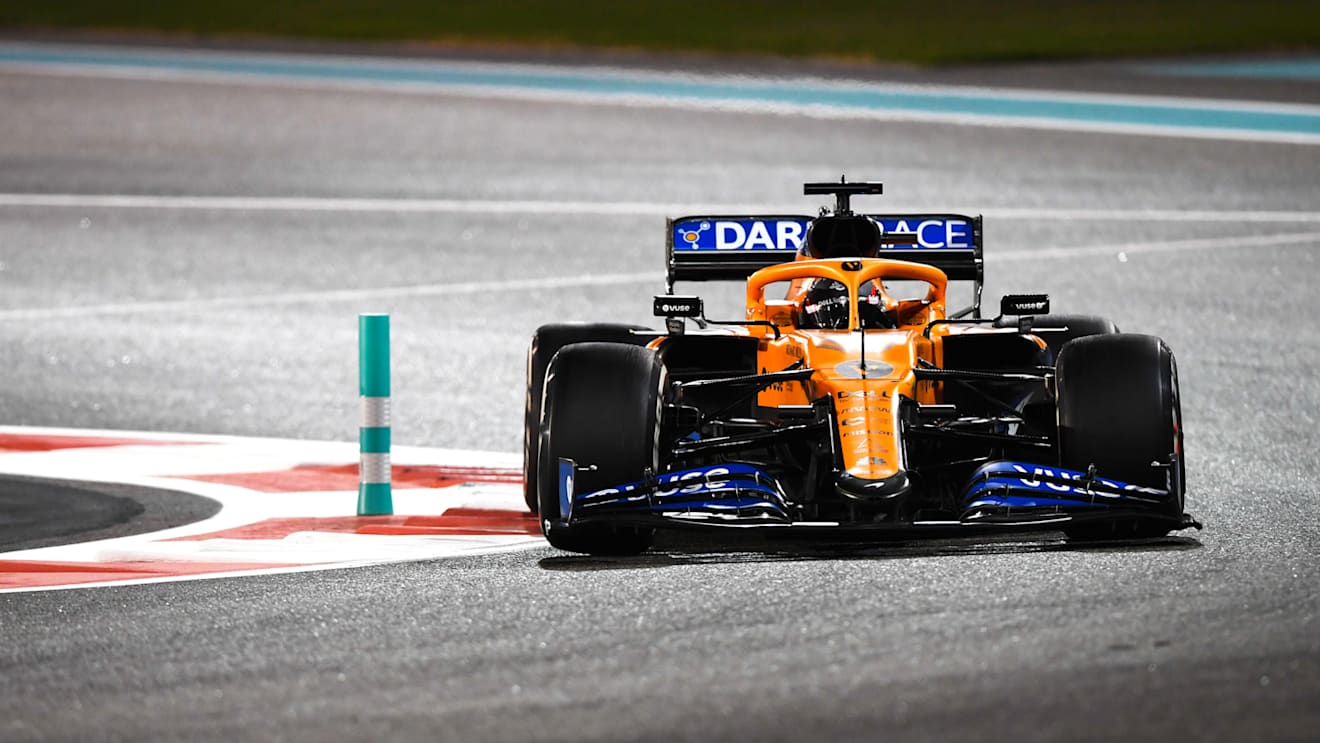 ABU DHABI, UNITED ARAB EMIRATES - DECEMBER 13: Carlos Sainz of Spain driving the (55) McLaren F1 Team MCL35 Renault during the F1 Grand Prix of Abu Dhabi at Yas Marina Circuit on December 13, 2020 in Abu Dhabi, United Arab Emirates. (Photo by Rudy Carezzevoli/Getty Images)