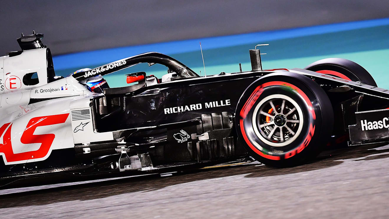 BAHRAIN, BAHRAIN - NOVEMBER 28: Romain Grosjean of France driving the (8) Haas F1 Team VF-20 Ferrari on track during qualifying ahead of the F1 Grand Prix of Bahrain at Bahrain International Circuit on November 28, 2020 in Bahrain, Bahrain. (Photo by Giuseppe Cacace - Pool/Getty Images)