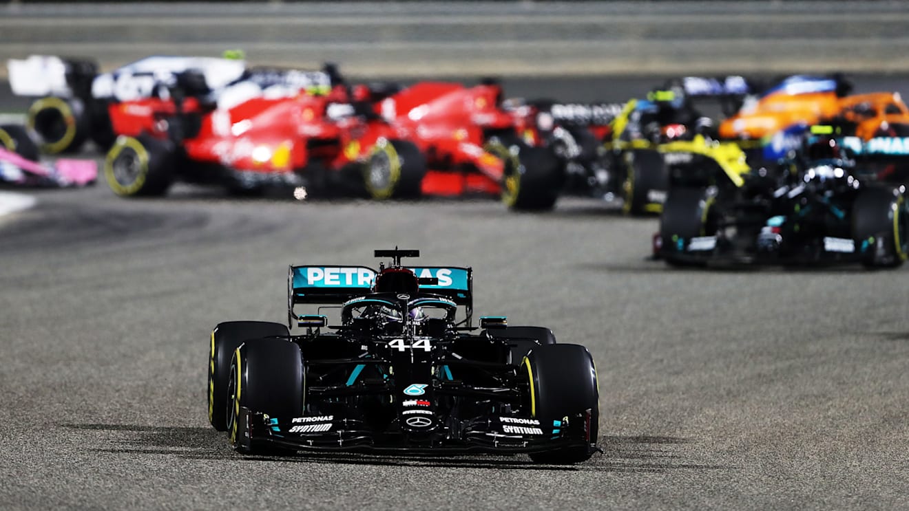BAHRAIN, BAHRAIN - NOVEMBER 29: Lewis Hamilton of Great Britain driving the (44) Mercedes AMG Petronas F1 Team Mercedes W11 leads the field during the F1 Grand Prix of Bahrain at Bahrain International Circuit on November 29, 2020 in Bahrain, Bahrain. (Photo by Kamran Jebreili - Pool/Getty Images)