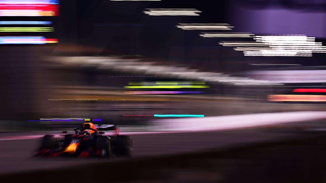 BAHRAIN, BAHRAIN - NOVEMBER 29: Alexander Albon of Thailand driving the (23) Aston Martin Red Bull Racing RB16 on track during the F1 Grand Prix of Bahrain at Bahrain International Circuit on November 29, 2020 in Bahrain, Bahrain. (Photo by Mario Renzi - Formula 1/Formula 1 via Getty Images)