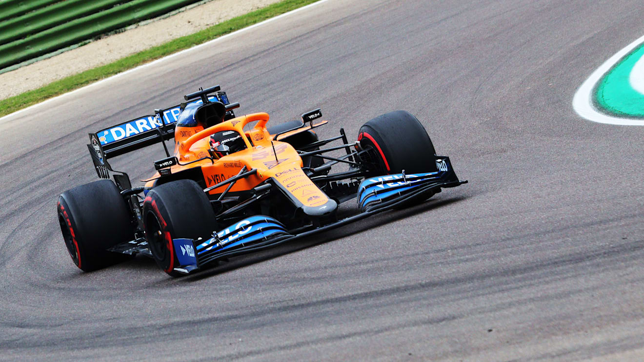 IMOLA, ITALY - NOVEMBER 01: Carlos Sainz of Spain driving the (55) McLaren F1 Team MCL35 Renault on track during the F1 Grand Prix of Emilia Romagna at Autodromo Enzo e Dino Ferrari on November 01, 2020 in Imola, Italy. (Photo by Davide Gennari - Pool/Getty Images)
