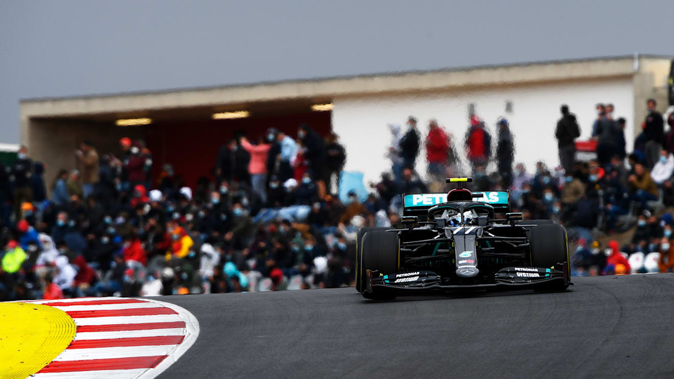PORTIMAO, PORTUGAL - OCTOBER 25: Valtteri Bottas of Finland driving the (77) Mercedes AMG Petronas F1 Team Mercedes W11 on track during the F1 Grand Prix of Portugal at Autodromo Internacional do Algarve on October 25, 2020 in Portimao, Portugal. (Photo by Rudy Carezzevoli/Getty Images)