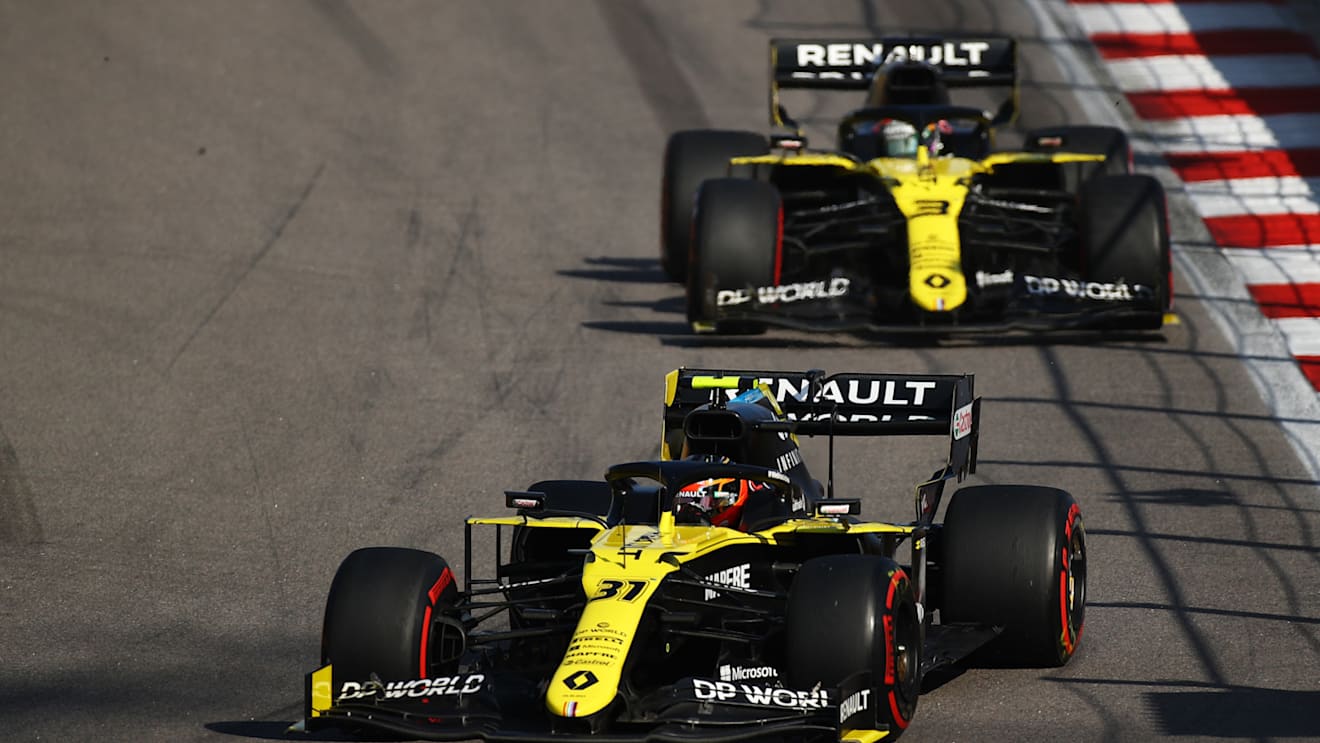 SOCHI, RUSSIA - SEPTEMBER 27: Esteban Ocon of France driving the (31) Renault Sport Formula One Team RS20 leads Daniel Ricciardo of Australia driving the (3) Renault Sport Formula One Team RS20 during the F1 Grand Prix of Russia at Sochi Autodrom on September 27, 2020 in Sochi, Russia. (Photo by Bryn Lennon/Getty Images)