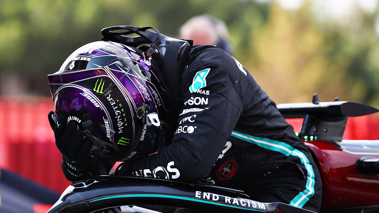 BARCELONA, SPAIN - AUGUST 16: Race winner Lewis Hamilton of Great Britain and Mercedes GP celebrates in parc ferme during the F1 Grand Prix of Spain at Circuit de Barcelona-Catalunya on August 16, 2020 in Barcelona, Spain. (Photo by Mark Thompson/Getty Images)