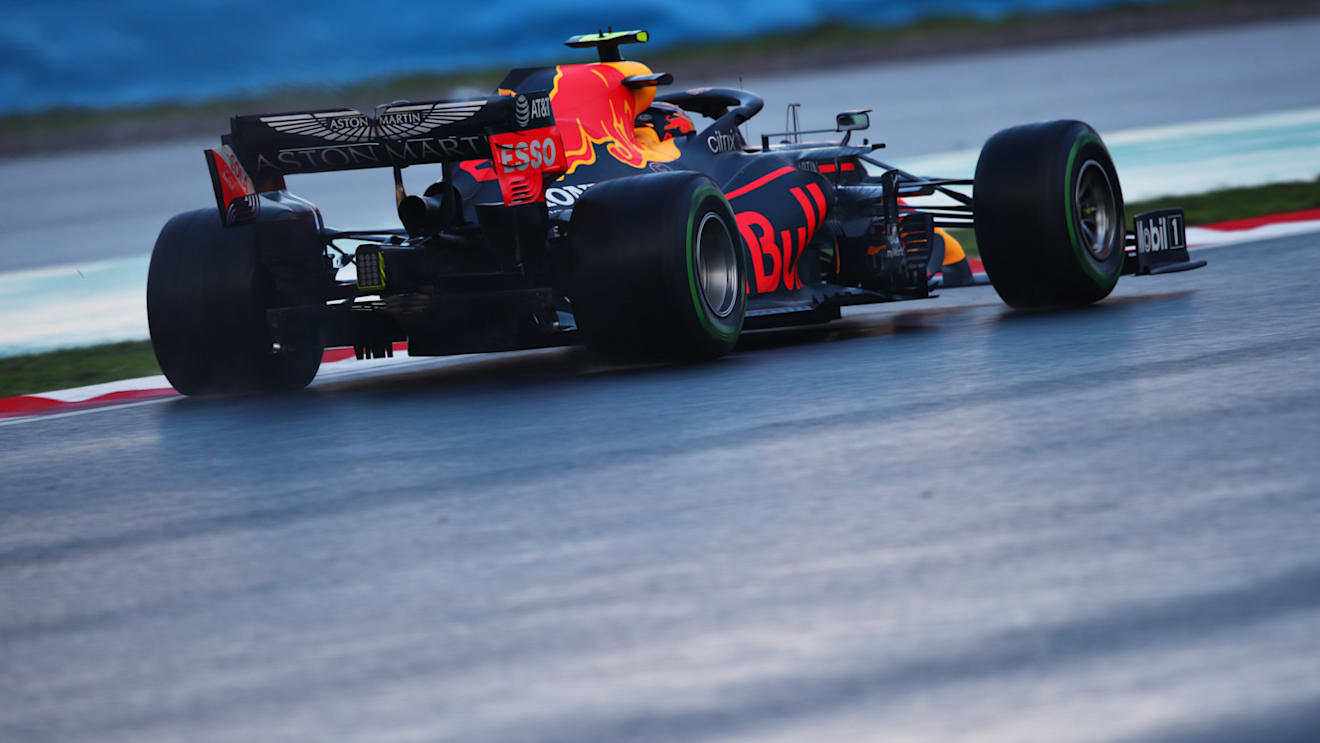 ISTANBUL, TURKEY - NOVEMBER 14: Alexander Albon of Thailand driving the (23) Aston Martin Red Bull Racing RB16 during qualifying ahead of the F1 Grand Prix of Turkey at Intercity Istanbul Park on November 14, 2020 in Istanbul, Turkey. (Photo by Joe Portlock - Formula 1/Formula 1 via Getty Images)