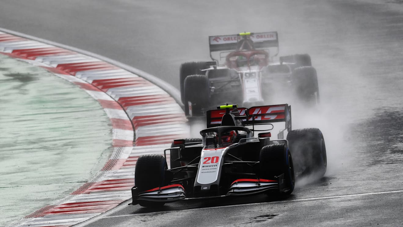 ISTANBUL, TURKEY - NOVEMBER 15: Kevin Magnussen of Denmark driving the (20) Haas F1 Team VF-20 Ferrari leads Antonio Giovinazzi of Italy driving the (99) Alfa Romeo Racing C39 Ferrari during the F1 Grand Prix of Turkey at Intercity Istanbul Park on November 15, 2020 in Istanbul, Turkey. (Photo by Clive Mason/Getty Images)