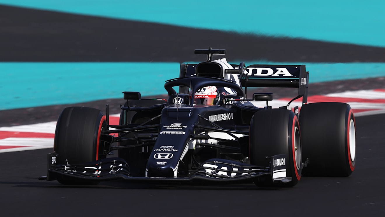 ABU DHABI, UNITED ARAB EMIRATES - DECEMBER 10: Yuki Tsunoda of Japan driving the (22) Scuderia AlphaTauri AT02 Honda during practice ahead of the F1 Grand Prix of Abu Dhabi at Yas Marina Circuit on December 10, 2021 in Abu Dhabi, United Arab Emirates. (Photo by Lars Baron/Getty Images)