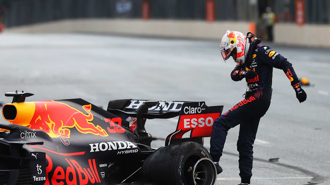 BAKU, AZERBAIJAN - JUNE 06:Max Verstappen of Netherlands and Red Bull Racing kicks his tyre as he reacts after crashing during the F1 Grand Prix of Azerbaijan at Baku City Circuit on June 06, 2021 in Baku, Azerbaijan. (Photo by Clive Rose/Getty Images)