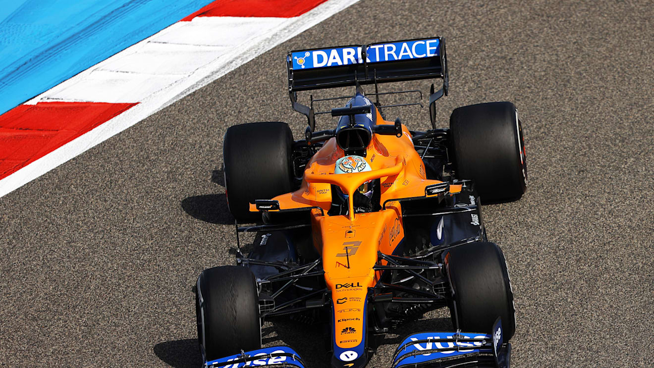 BAHRAIN, BAHRAIN - MARCH 26: Daniel Ricciardo of Australia driving the (3) McLaren F1 Team MCL35M Mercedes drives on track during practice ahead of the F1 Grand Prix of Bahrain at Bahrain International Circuit on March 26, 2021 in Bahrain, Bahrain. (Photo by Bryn Lennon/Getty Images)
