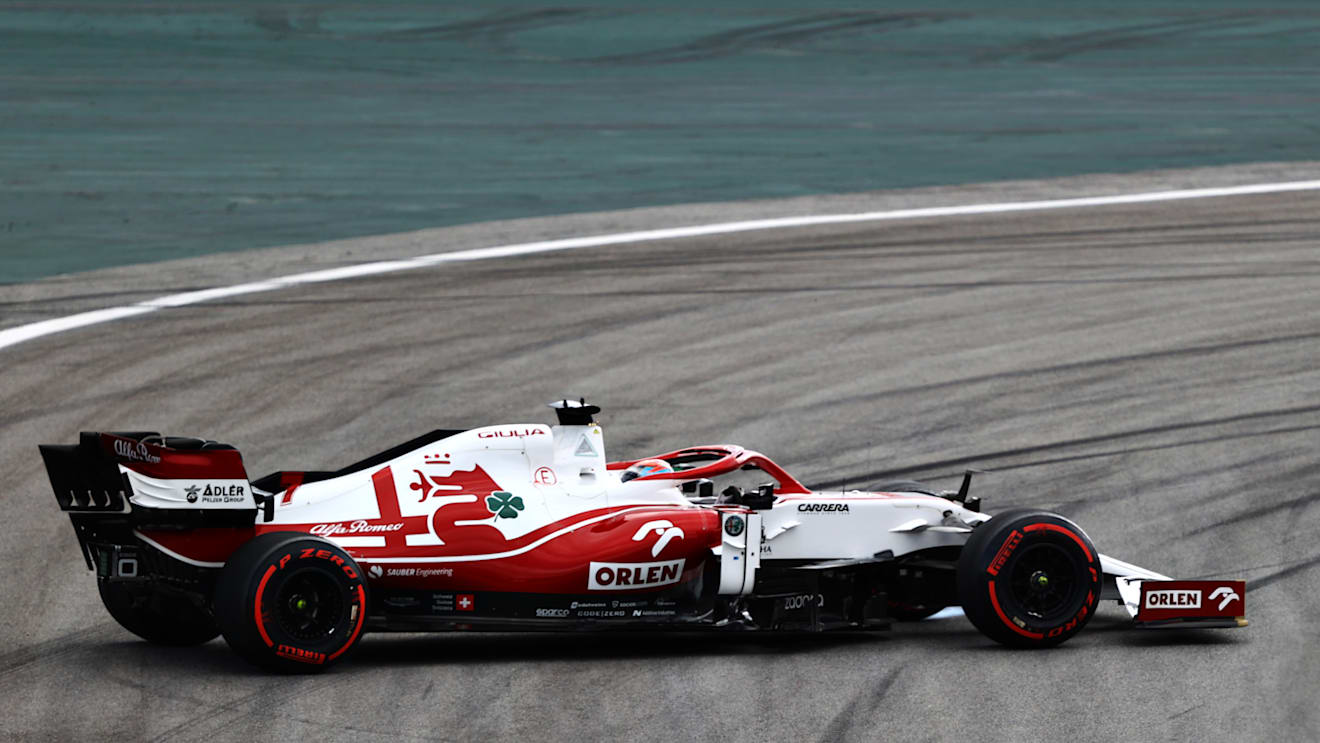 SAO PAULO, BRAZIL - NOVEMBER 13: Kimi Raikkonen of Finland driving the (7) Alfa Romeo Racing C41 Ferrari spins during the sprint ahead of the F1 Grand Prix of Brazil at Autodromo Jose Carlos Pace on November 13, 2021 in Sao Paulo, Brazil. (Photo by Bryn Lennon - Formula 1/Formula 1 via Getty Images)