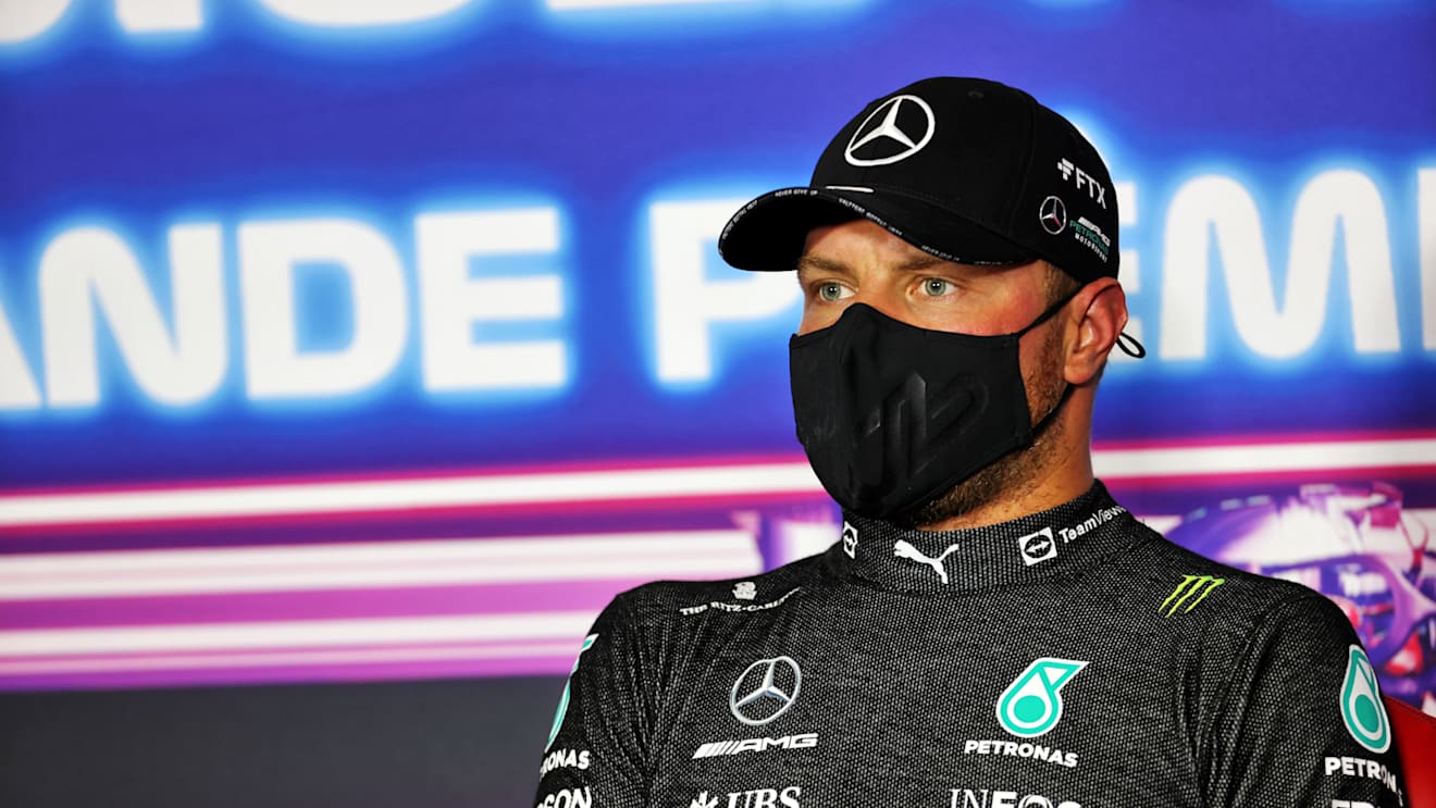 SAO PAULO, BRAZIL - NOVEMBER 13: Sprint winner Valtteri Bottas of Finland and Mercedes GP talks in the press conference after the sprint ahead of the F1 Grand Prix of Brazil at Autodromo Jose Carlos Pace on November 13, 2021 in Sao Paulo, Brazil. (Photo by XPB - Pool/Getty Images)