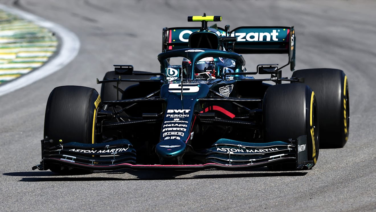 SAO PAULO, BRAZIL - NOVEMBER 14: Sebastian Vettel of Germany driving the (5) Aston Martin AMR21 Mercedes during the F1 Grand Prix of Brazil at Autodromo Jose Carlos Pace on November 14, 2021 in Sao Paulo, Brazil. (Photo by Buda Mendes/Getty Images)