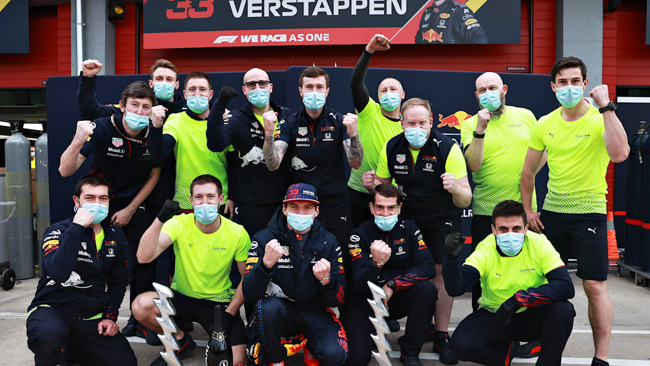 IMOLA, ITALY - APRIL 18: Race winner Max Verstappen of Netherlands and Red Bull Racing celebrates with his team after the F1 Grand Prix of Emilia Romagna at Autodromo Enzo e Dino Ferrari on April 18, 2021 in Imola, Italy. (Photo by Mark Thompson/Getty Images)