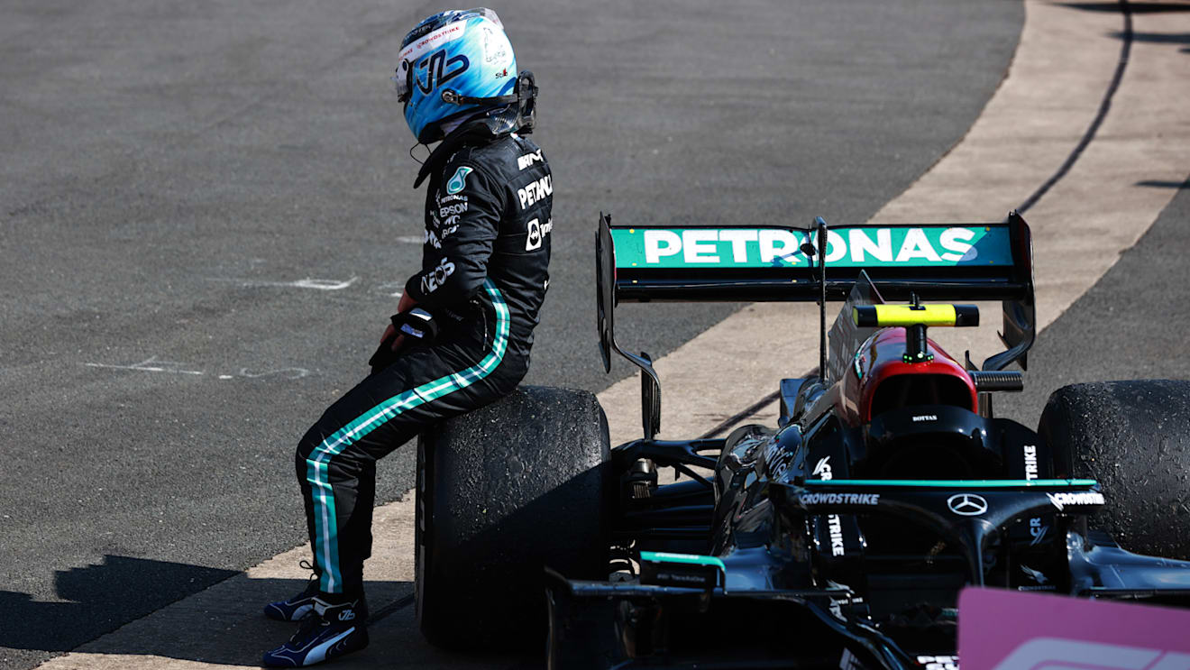 NORTHAMPTON, ENGLAND - JULY 18: Third placed Valtteri Bottas of Finland and Mercedes GP celebrates in parc ferme during the F1 Grand Prix of Great Britain at Silverstone on July 18, 2021 in Northampton, England. (Photo by Mark Thompson/Getty Images)