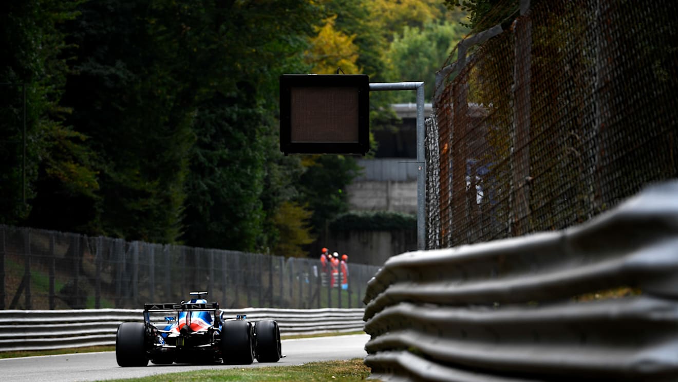 MONZA, ITALY - SEPTEMBER 10: Fernando Alonso of Spain driving the (14) Alpine A521 Renault during practice ahead of the F1 Grand Prix of Italy at Autodromo di Monza on September 10, 2021 in Monza, Italy. (Photo by Rudy Carezzevoli/Getty Images)
