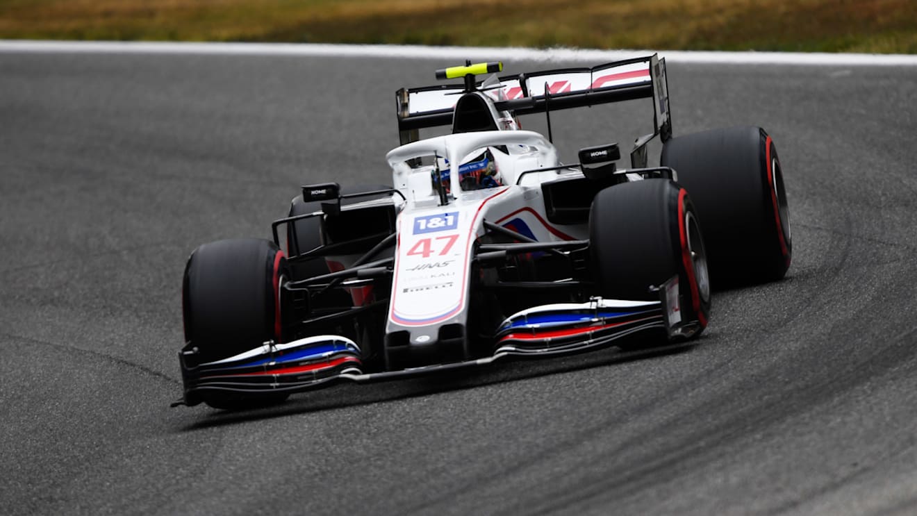 MONZA, ITALY - SEPTEMBER 10: Mick Schumacher of Germany driving the (47) Haas F1 Team VF-21 Ferrari during qualifying ahead of the F1 Grand Prix of Italy at Autodromo di Monza on September 10, 2021 in Monza, Italy. (Photo by Rudy Carezzevoli/Getty Images)