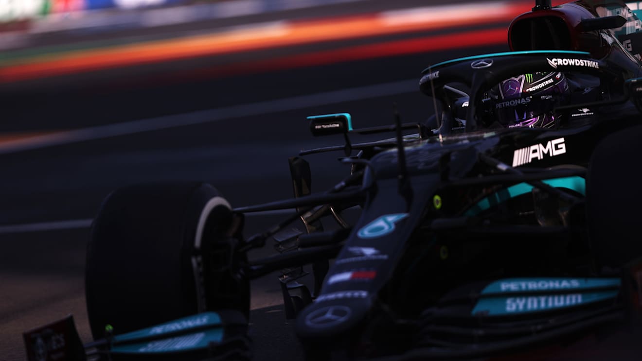 MEXICO CITY, MEXICO - NOVEMBER 05: Lewis Hamilton of Great Britain driving the (44) Mercedes AMG Petronas F1 Team Mercedes W12 during practice ahead of the F1 Grand Prix of Mexico at Autodromo Hermanos Rodriguez on November 05, 2021 in Mexico City, Mexico. (Photo by Lars Baron/Getty Images)