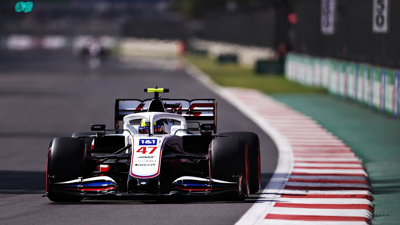 MEXICO CITY, MEXICO - NOVEMBER 06: Mick Schumacher of Germany driving the (47) Haas F1 Team VF-21 Ferrari during qualifying ahead of the F1 Grand Prix of Mexico at Autodromo Hermanos Rodriguez on November 06, 2021 in Mexico City, Mexico. (Photo by Lars Baron/Getty Images)