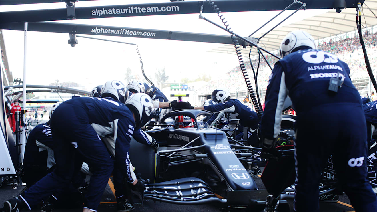 MEXICO CITY, MEXICO - NOVEMBER 07: Pierre Gasly of France driving the (10) Scuderia AlphaTauri AT02 Honda makes a pitstop during the F1 Grand Prix of Mexico at Autodromo Hermanos Rodriguez on November 07, 2021 in Mexico City, Mexico. (Photo by Peter Fox/Getty Images)