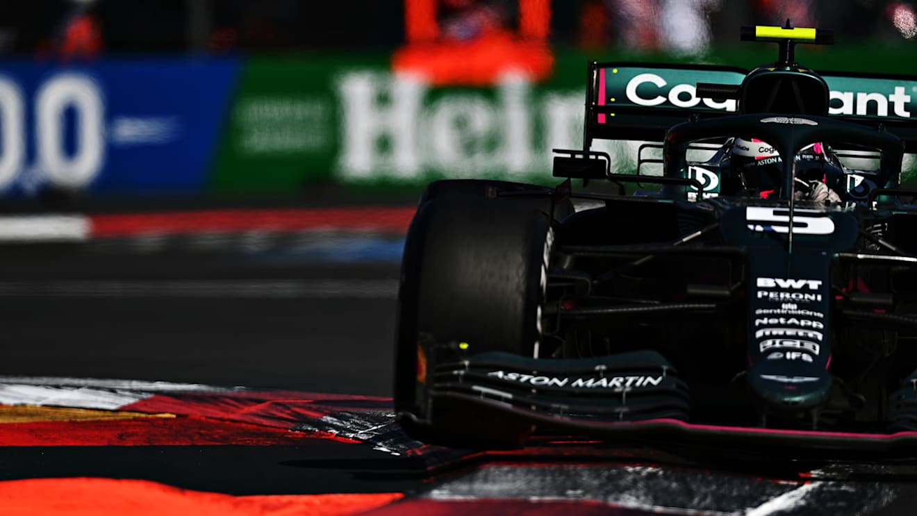 MEXICO CITY, MEXICO - NOVEMBER 07: Sebastian Vettel of Germany driving the (5) Aston Martin AMR21 Mercedes during the F1 Grand Prix of Mexico at Autodromo Hermanos Rodriguez on November 07, 2021 in Mexico City, Mexico. (Photo by Clive Mason/Getty Images)