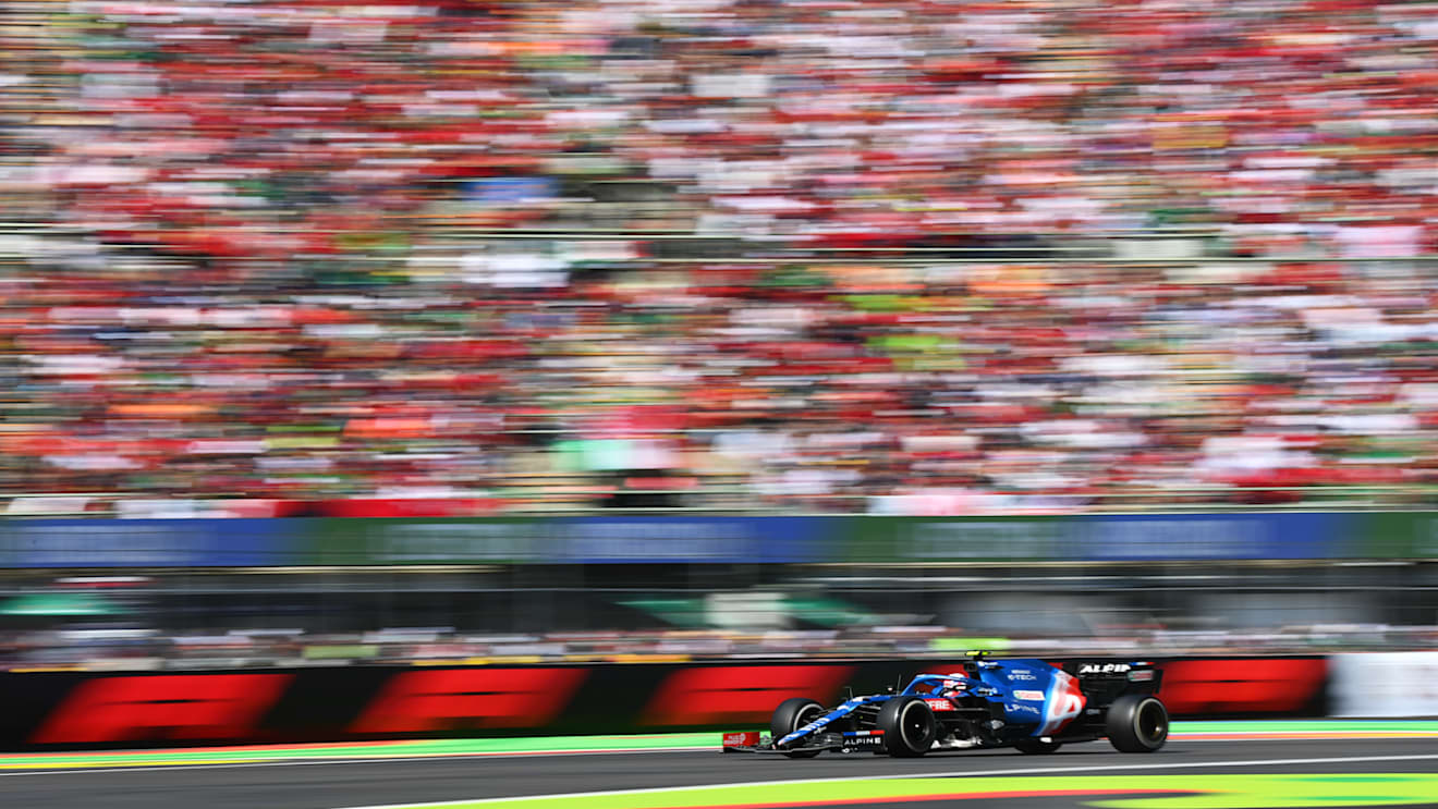MEXICO CITY, MEXICO - NOVEMBER 07: Esteban Ocon of France driving the (31) Alpine A521 Renault on track during the F1 Grand Prix of Mexico at Autodromo Hermanos Rodriguez on November 07, 2021 in Mexico City, Mexico. (Photo by Clive Mason/Getty Images)