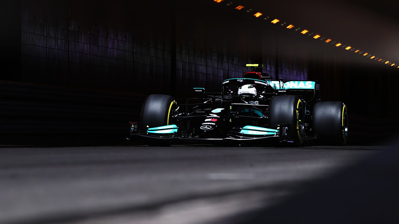 MONTE-CARLO, MONACO - MAY 20: Valtteri Bottas of Finland driving the (77) Mercedes AMG Petronas F1 Team Mercedes W12 on track during practice ahead of the F1 Grand Prix of Monaco at Circuit de Monaco on May 20, 2021 in Monte-Carlo, Monaco. (Photo by Lars Baron/Getty Images)