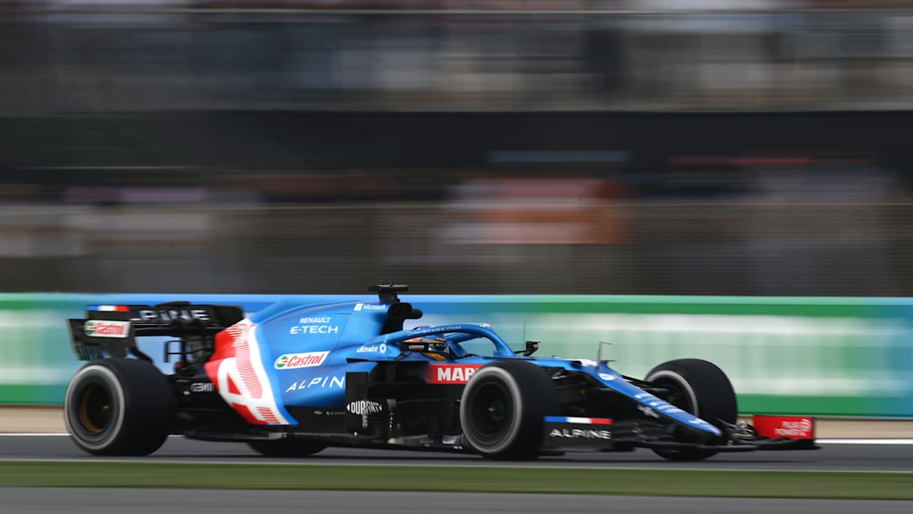 DOHA, QATAR - NOVEMBER 19: Fernando Alonso of Spain driving the (14) Alpine A521 Renault during practice ahead of the F1 Grand Prix of Qatar at Losail International Circuit on November 19, 2021 in Doha, Qatar. (Photo by Clive Mason/Getty Images)