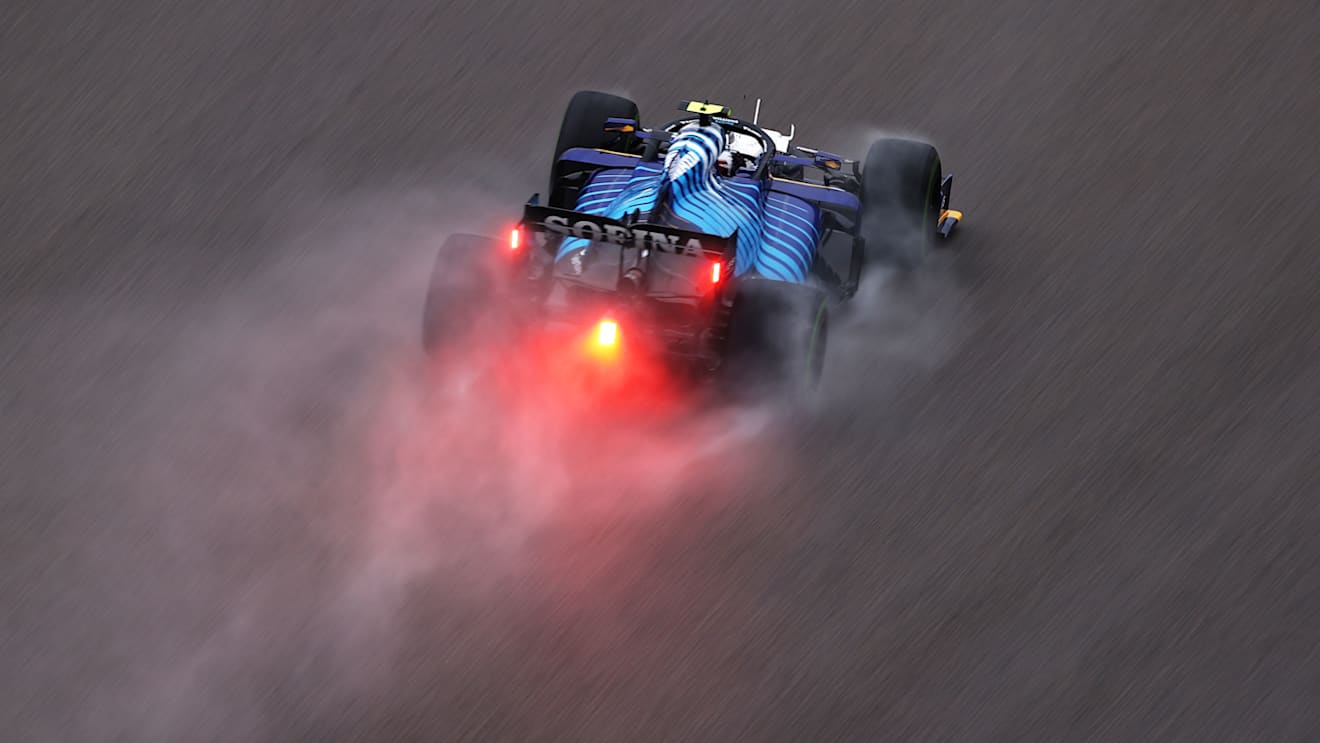 SOCHI, RUSSIA - SEPTEMBER 25: Nicholas Latifi of Canada driving the (6) Williams Racing FW43B Mercedes on track during qualifying ahead of the F1 Grand Prix of Russia at Sochi Autodrom on September 25, 2021 in Sochi, Russia. (Photo by Lars Baron - Formula 1/Formula 1 via Getty Images)