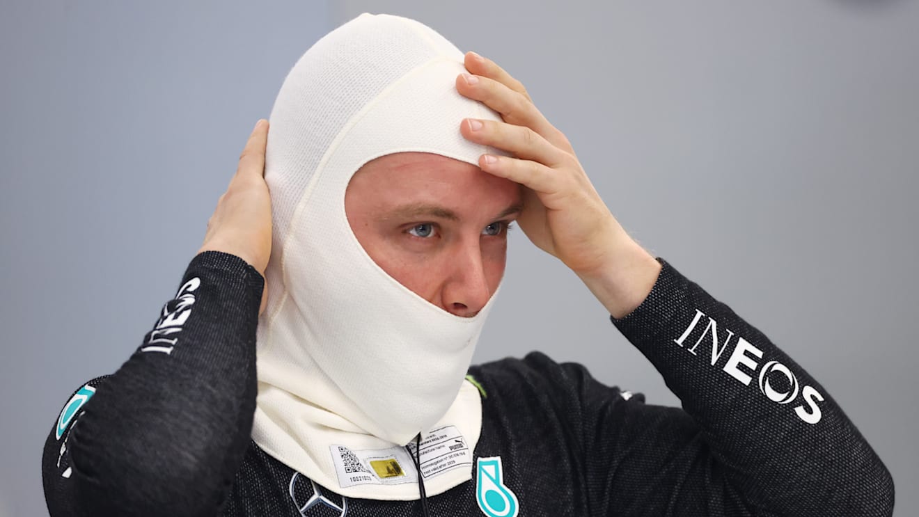 JEDDAH, SAUDI ARABIA - DECEMBER 04: Valtteri Bottas of Finland and Mercedes GP prepares to drive in the garage during final practice ahead of the F1 Grand Prix of Saudi Arabia at Jeddah Corniche Circuit on December 04, 2021 in Jeddah, Saudi Arabia. (Photo by Bryn Lennon - Formula 1/Formula 1 via Getty Images)