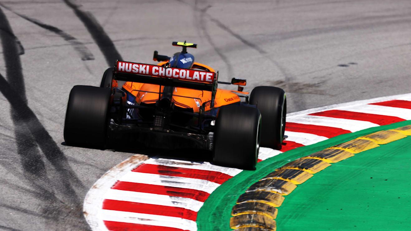 BARCELONA, SPAIN - MAY 07: Lando Norris of Great Britain driving the (4) McLaren F1 Team MCL35M Mercedes on track during practice for the F1 Grand Prix of Spain at Circuit de Barcelona-Catalunya on May 07, 2021 in Barcelona, Spain. (Photo by Lars Baron/Getty Images)