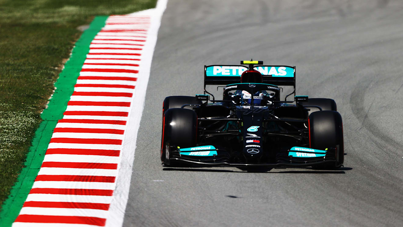 BARCELONA, SPAIN - MAY 08: Valtteri Bottas of Finland driving the (77) Mercedes AMG Petronas F1 Team Mercedes W12 on track during qualifying for the F1 Grand Prix of Spain at Circuit de Barcelona-Catalunya on May 08, 2021 in Barcelona, Spain. (Photo by Bryn Lennon/Getty Images)