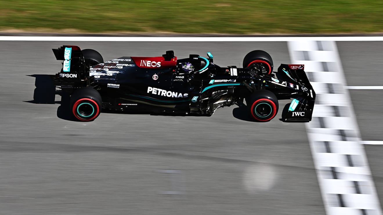 BARCELONA, SPAIN - MAY 08: Lewis Hamilton of Great Britain driving the (44) Mercedes AMG Petronas F1 Team Mercedes W12 during qualifying for the F1 Grand Prix of Spain at Circuit de Barcelona-Catalunya on May 08, 2021 in Barcelona, Spain. (Photo by Clive Mason - Formula 1/Formula 1 via Getty Images)
