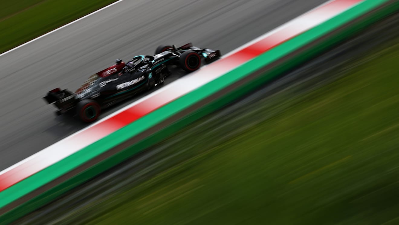 SPIELBERG, AUSTRIA - JUNE 25: Lewis Hamilton of Great Britain driving the (44) Mercedes AMG Petronas F1 Team Mercedes W12 on track during practice ahead of the F1 Grand Prix of Styria at Red Bull Ring on June 25, 2021 in Spielberg, Austria. (Photo by Clive Mason - Formula 1/Formula 1 via Getty Images)