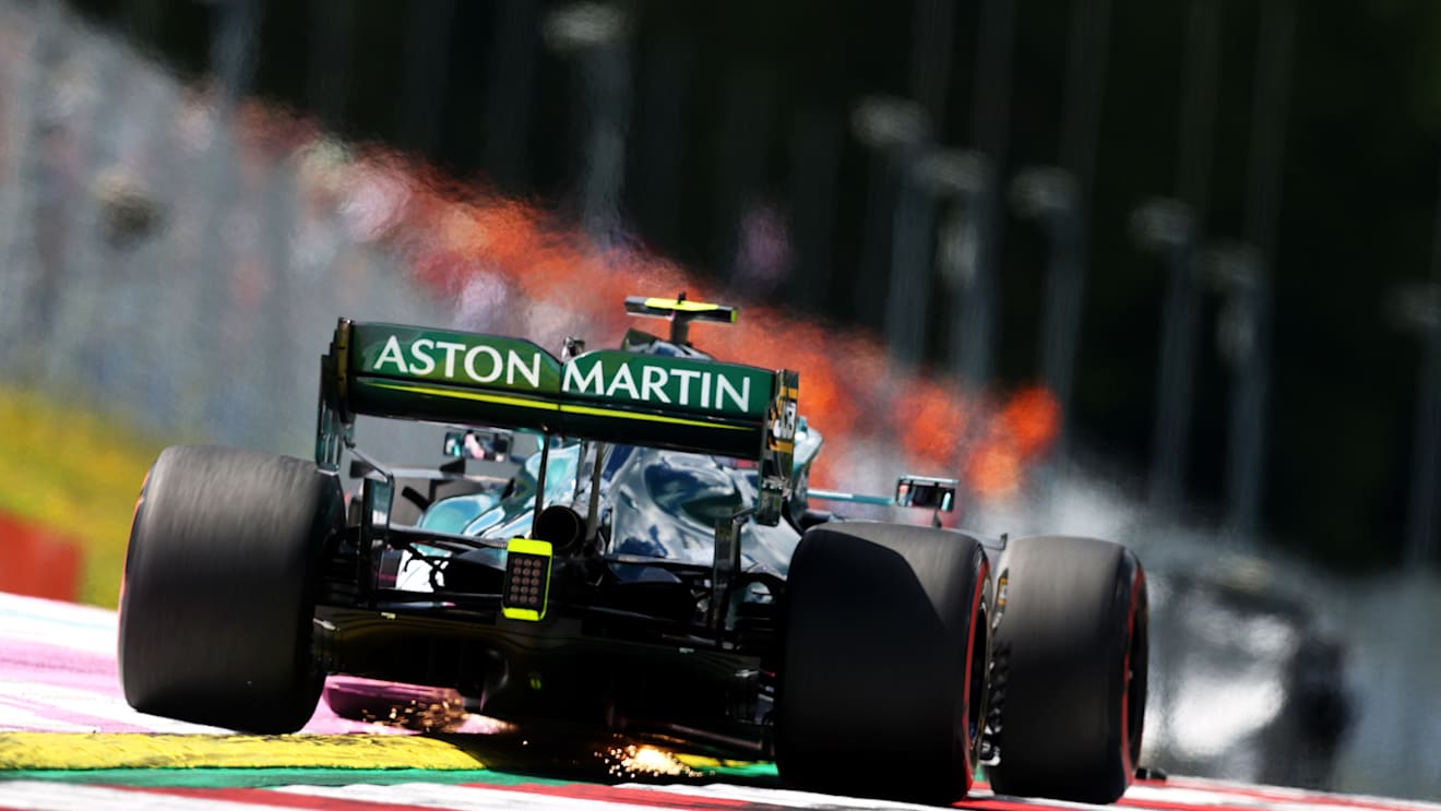 SPIELBERG, AUSTRIA - JUNE 26: Sebastian Vettel of Germany driving the (5) Aston Martin AMR21 Mercedes on track during qualifying ahead of the F1 Grand Prix of Styria at Red Bull Ring on June 26, 2021 in Spielberg, Austria. (Photo by Clive Rose/Getty Images)
