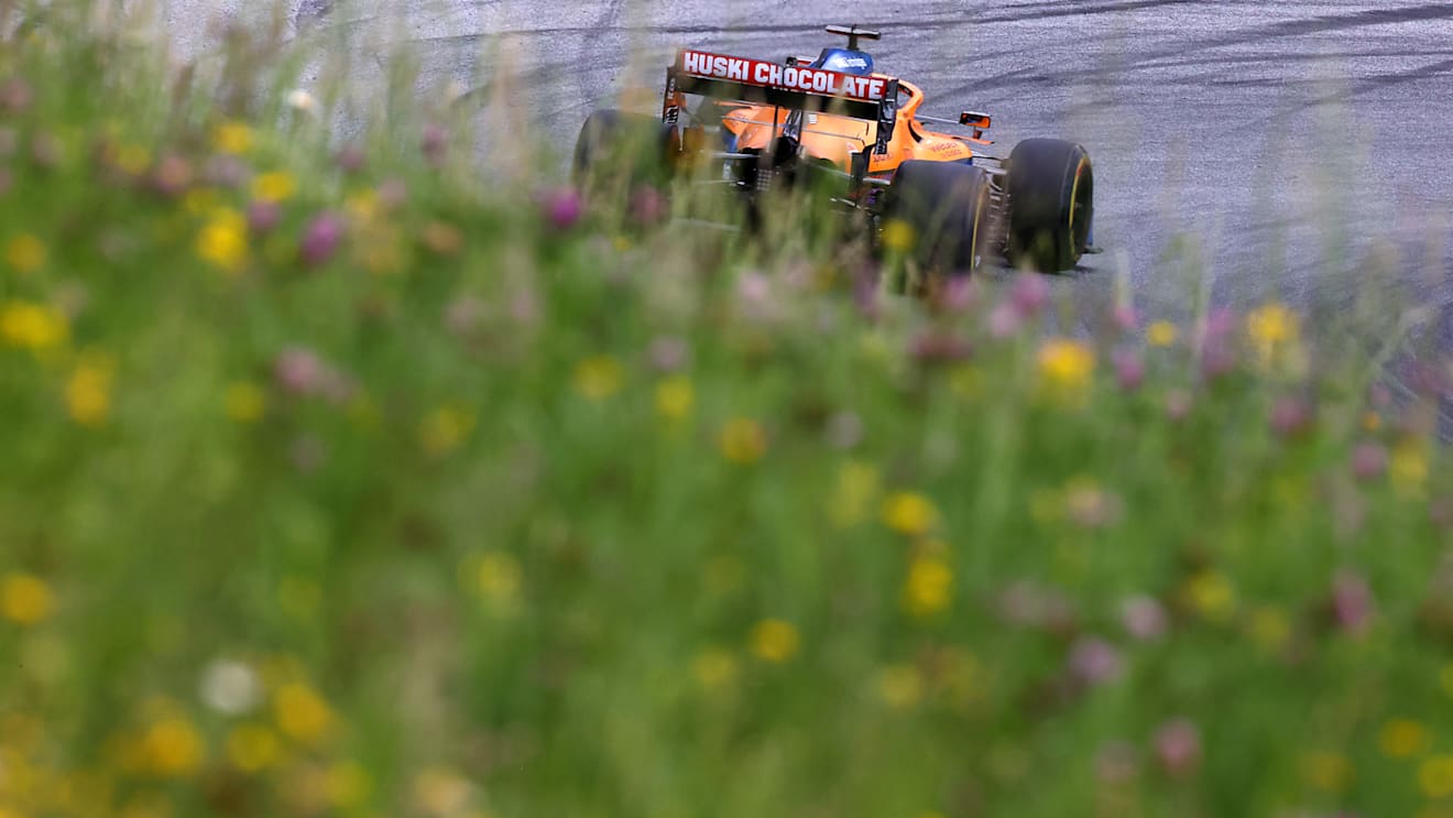 SPIELBERG, AUSTRIA - JUNE 27: Daniel Ricciardo of Australia driving the (3) McLaren F1 Team MCL35M Mercedes on track during the F1 Grand Prix of Styria at Red Bull Ring on June 27, 2021 in Spielberg, Austria. (Photo by Clive Mason - Formula 1/Formula 1 via Getty Images)