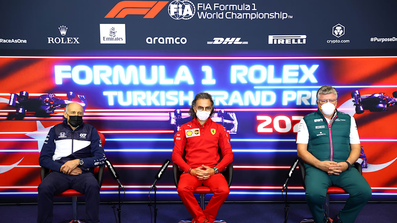 ISTANBUL, TURKEY - OCTOBER 08: Scuderia AlphaTauri Team Principal Franz Tost, Laurent Mekies, Scuderia Ferrari Sporting Director, and Otmar Szafnauer, Team Principal and Chief Executive Officer of Aston Martin F1 Team talk in the Team Principals Press Conference during practice ahead of the F1 Grand Prix of Turkey at Intercity Istanbul Park on October 08, 2021 in Istanbul, Turkey. (Photo by Dan Istitene/Getty Images)