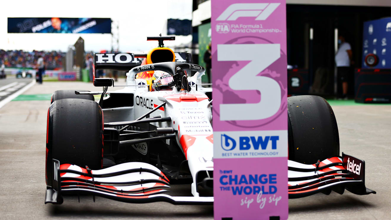 ISTANBUL, TURKEY - OCTOBER 09: Third place qualifier Max Verstappen of Netherlands and Red Bull Racing stops in parc ferme during qualifying ahead of the F1 Grand Prix of Turkey at Intercity Istanbul Park on October 09, 2021 in Istanbul, Turkey. (Photo by Dan Istitene - Formula 1/Formula 1 via Getty Images)