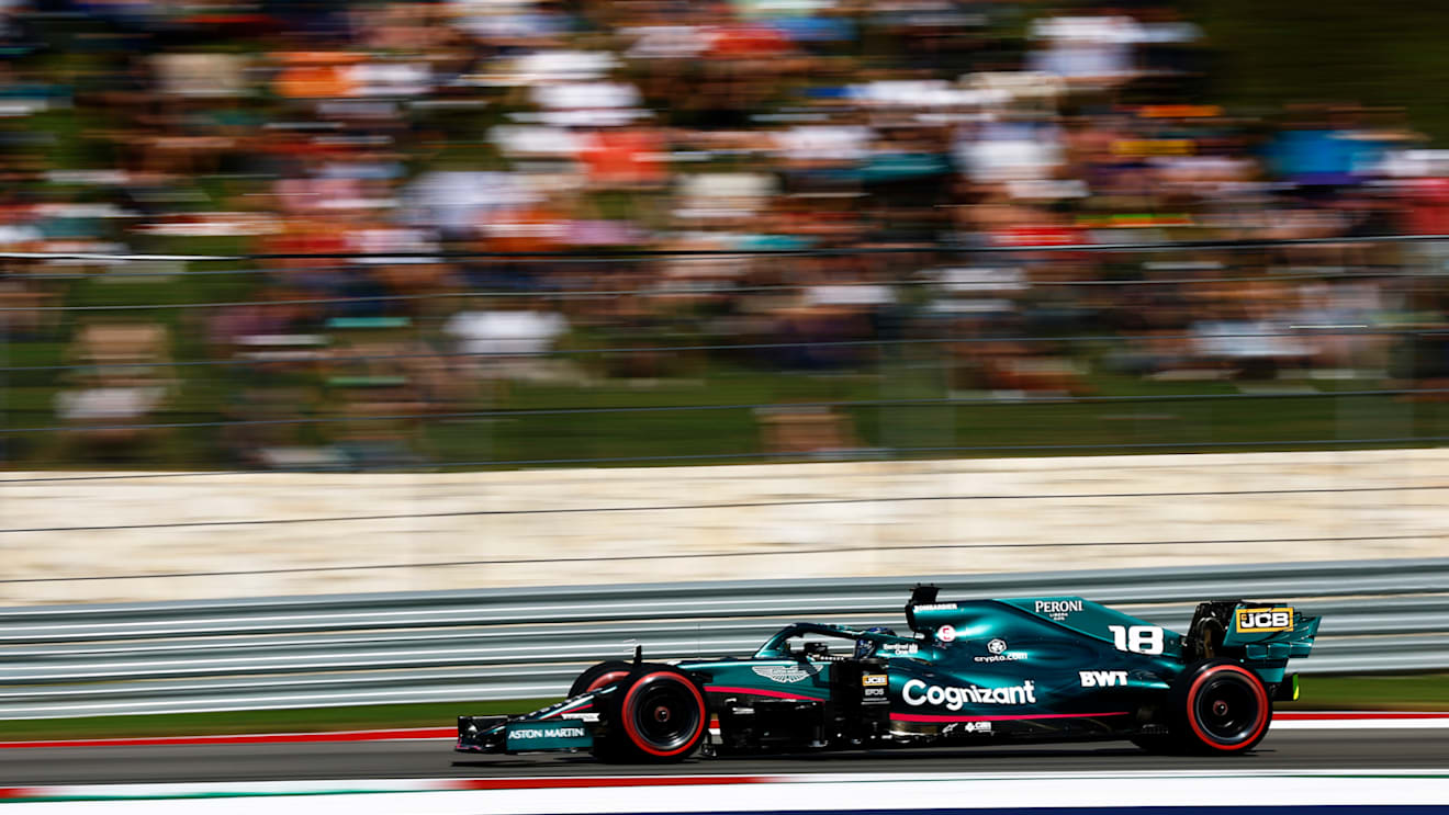 AUSTIN, TEXAS - OCTOBER 23: Lance Stroll of Canada driving the (18) Aston Martin AMR21 Mercedes during qualifying ahead of the F1 Grand Prix of USA at Circuit of The Americas on October 23, 2021 in Austin, Texas. (Photo by Jared C. Tilton/Getty Images)